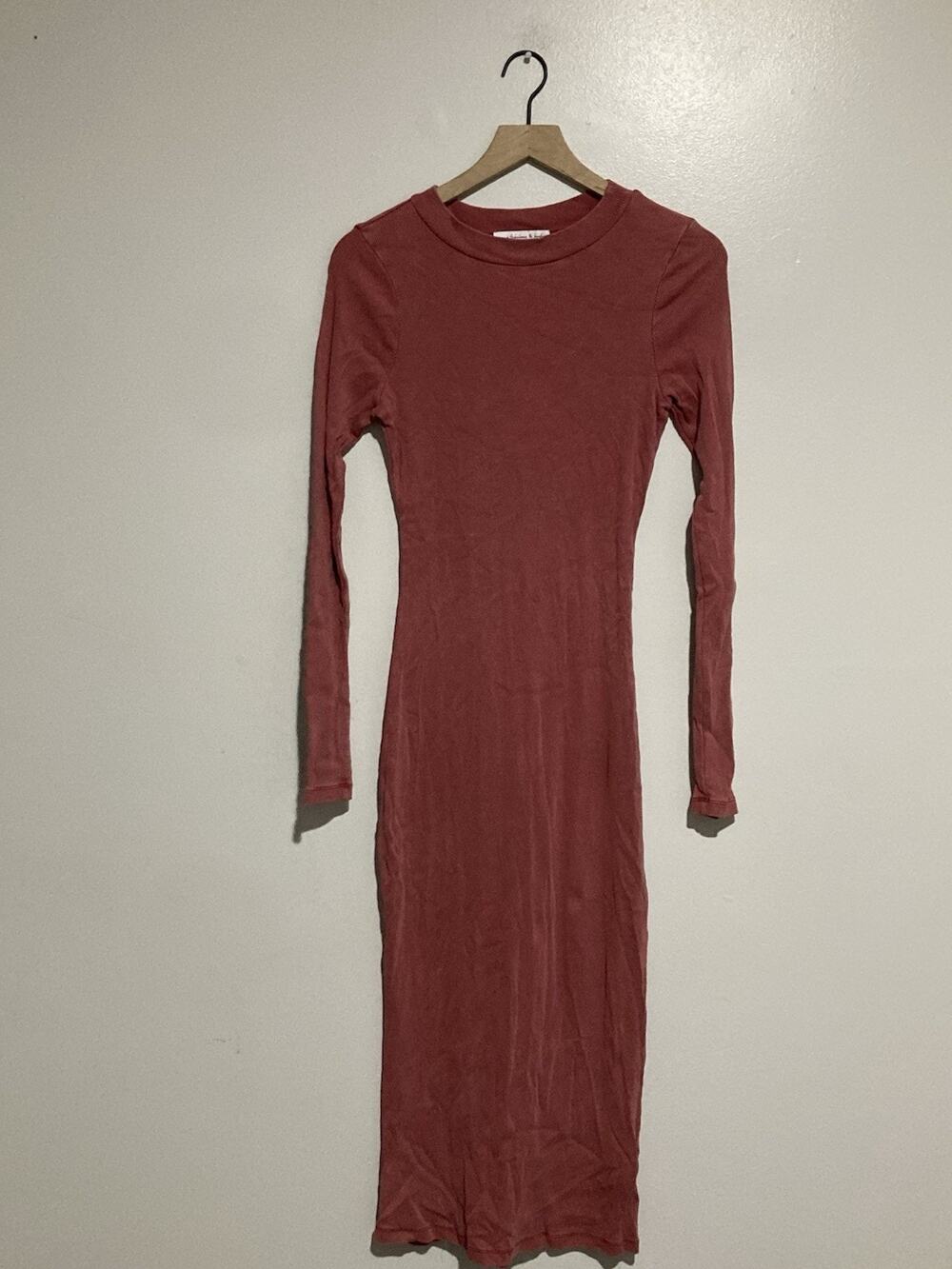 Women’s Size Large Young And Fabulous Full Length Maxi Dress Dark Pink